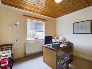 Bedroom/Office- click for photo gallery